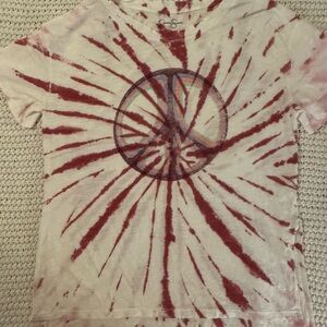 Jessica Simpson tshirt
